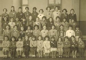 ECOLE LAMORICIERE FILLES 1955 CE2 MME CATALAN
